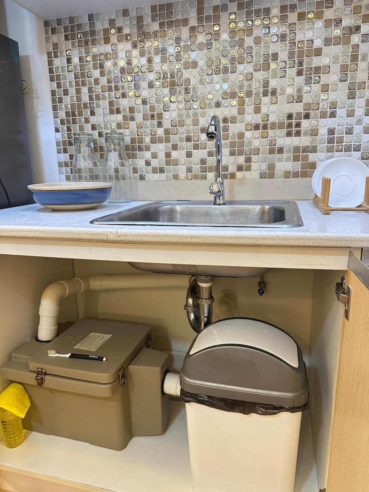 Uli-anan Avida Tower 1 It Park 1br Apartment Cebu